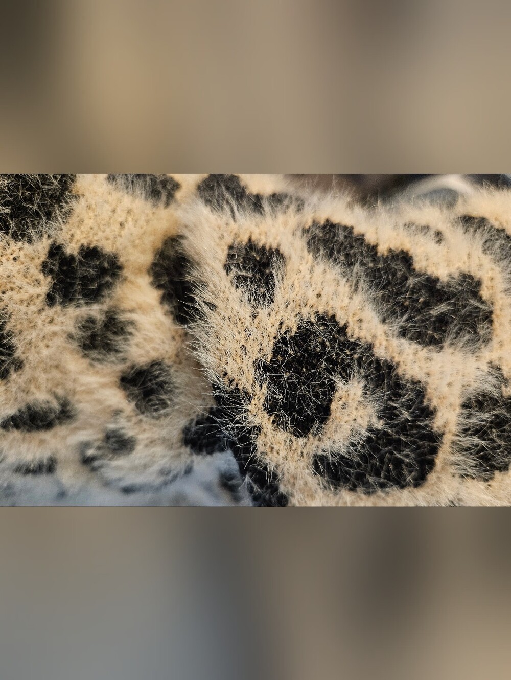 Cardigan - Picture 4 of 4